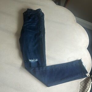 William Rast perfect skinny, size 27 dark wash jean.